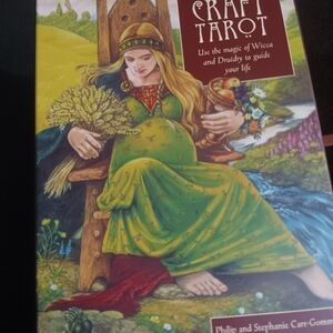 Green and Red Tarot Card Deck